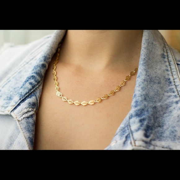 Meet your Posher, Carla - Picture 1 of 1